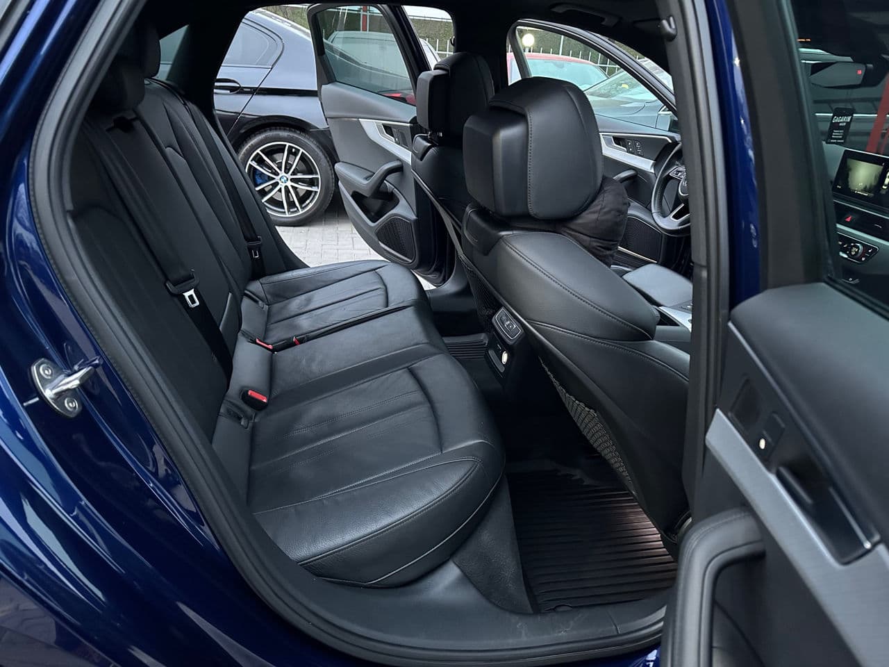 Audi A4 2019 — Миниатюра 6