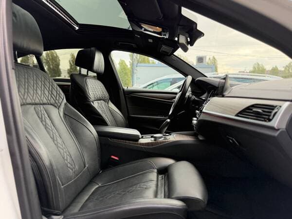 2018 BMW 520 — Miniatură 8