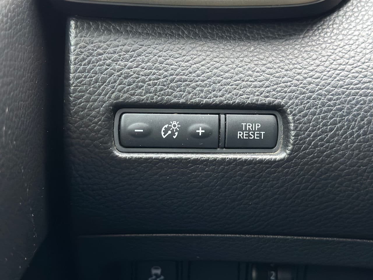 Nissan Qashqai 2015 — Миниатюра 9
