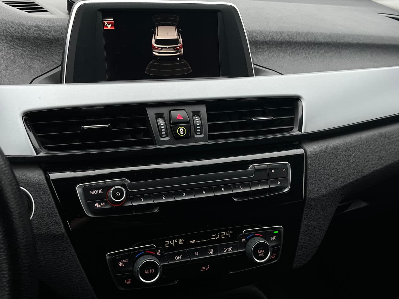 2017 BMW X1 1.8D — Miniatură 13