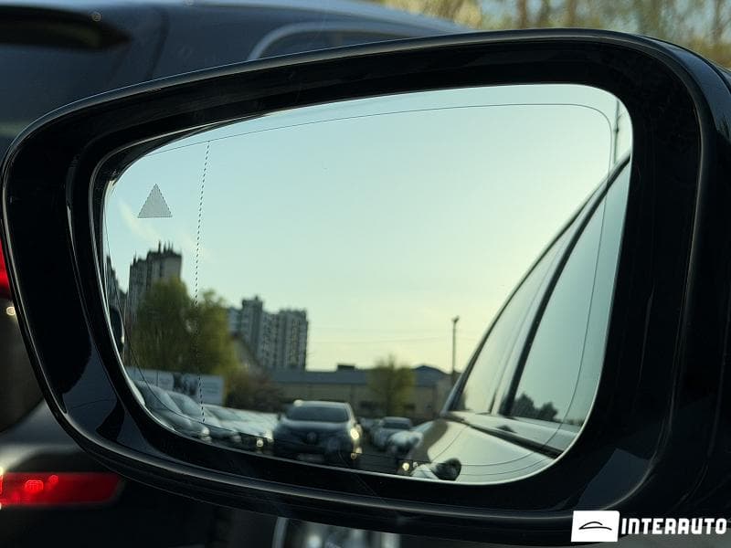 BMW 740 2021 — Миниатюра 5
