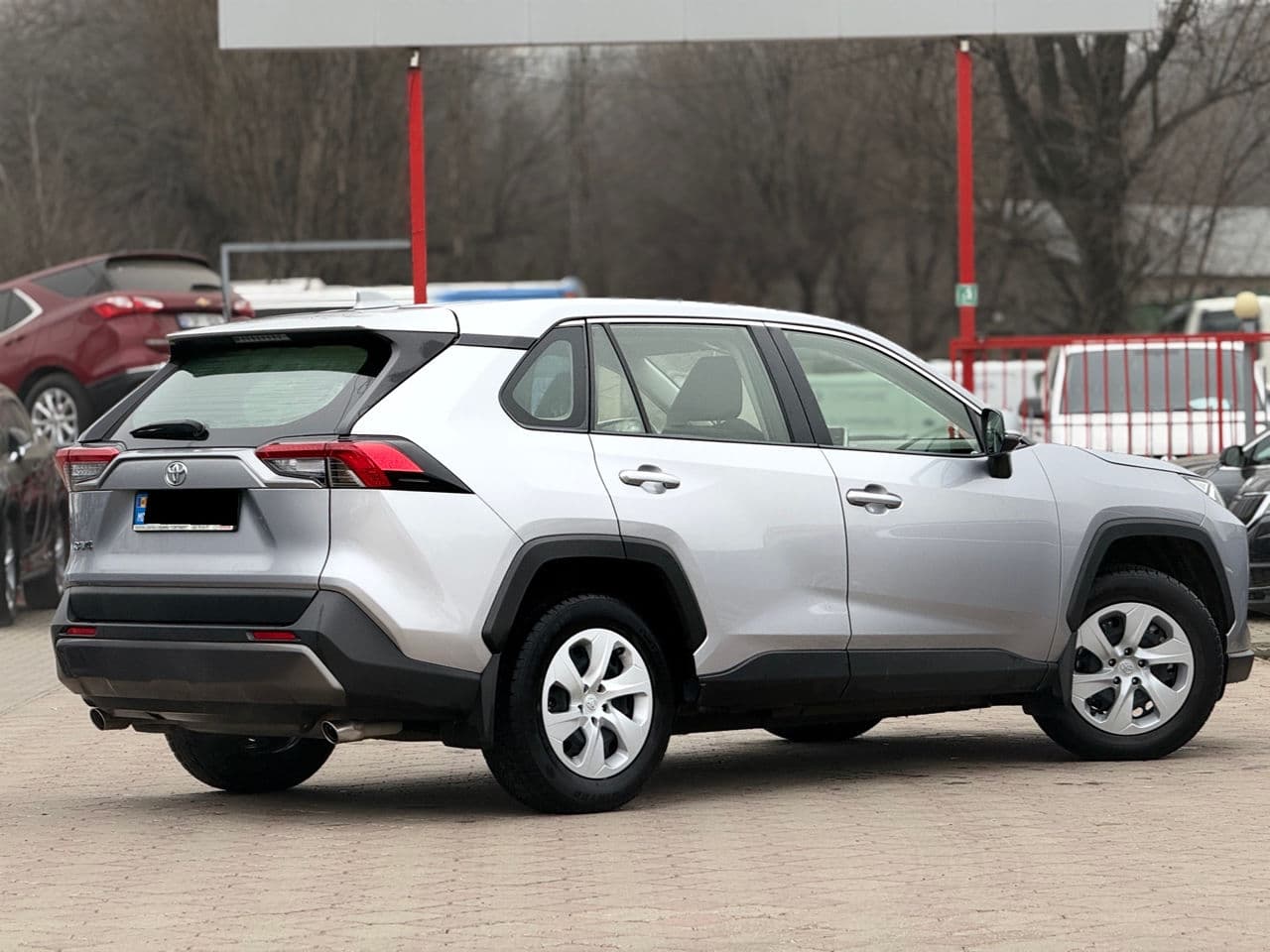 Toyota Rav-4 2019 — Миниатюра 3