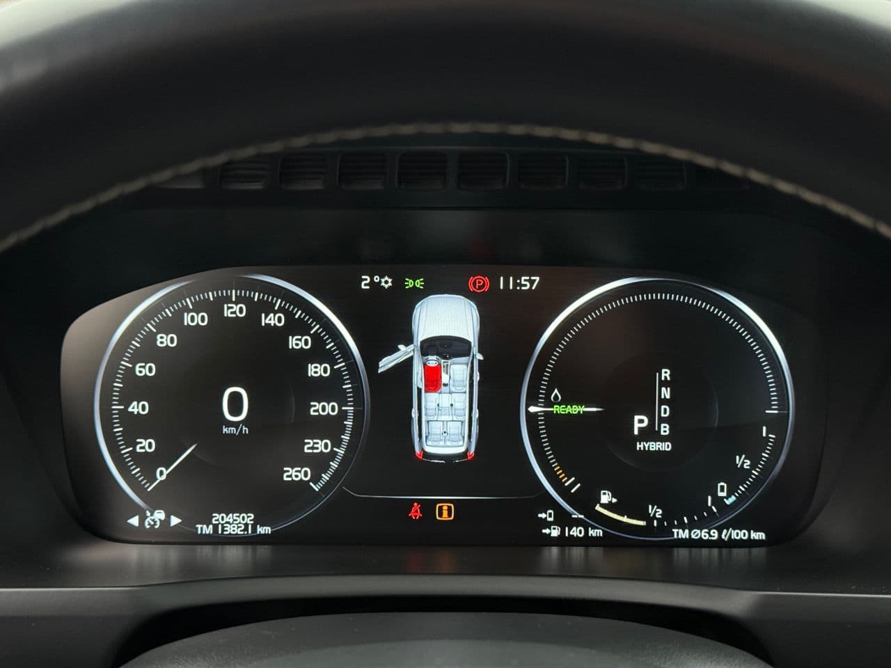 Volvo XC 90 2018 — Миниатюра 11