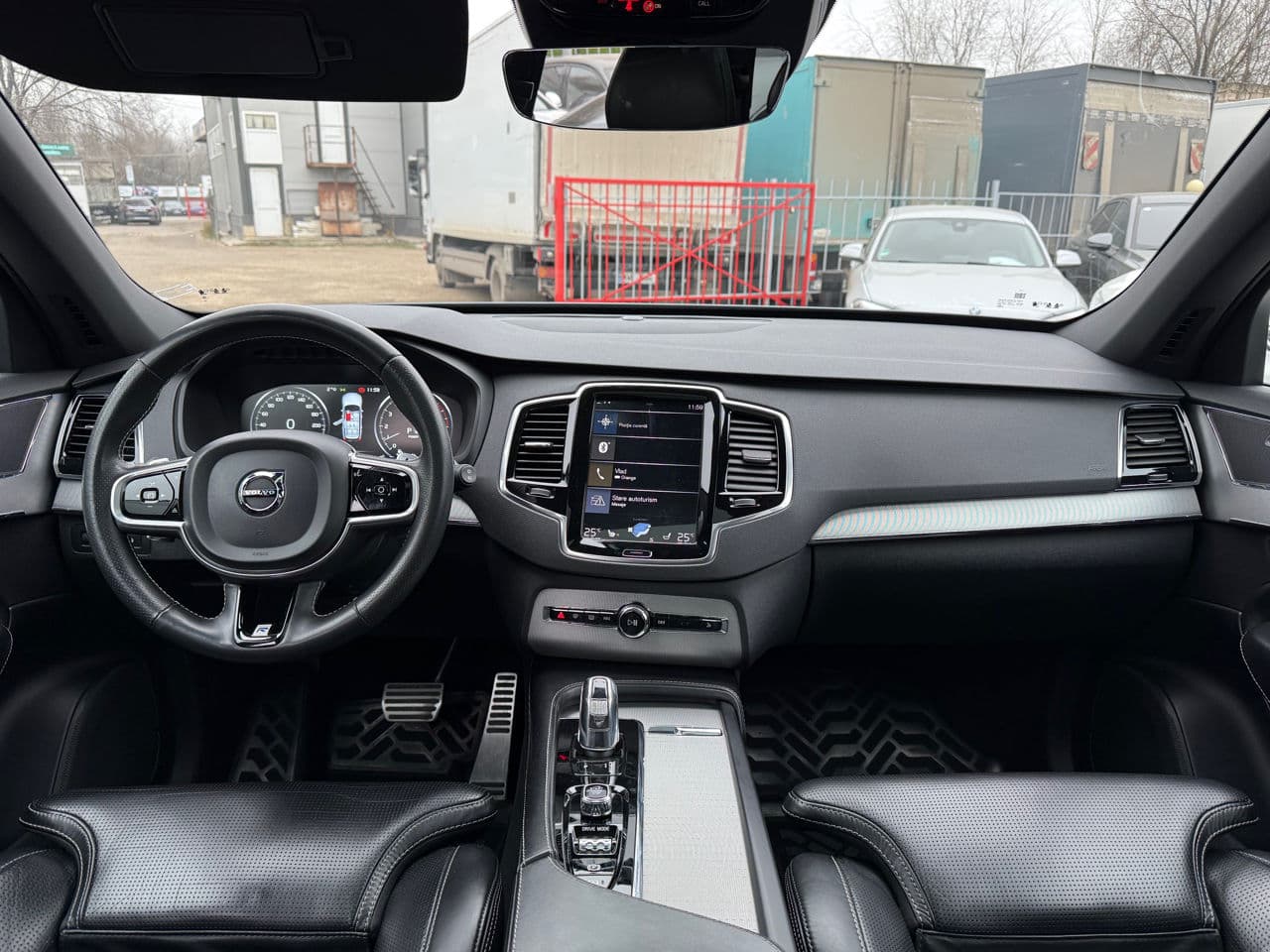 Volvo XC 90 2018 — Миниатюра 10