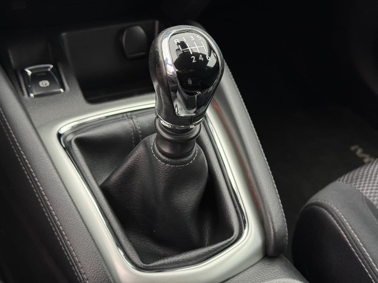 Nissan Qashqai 2016 — Миниатюра 13