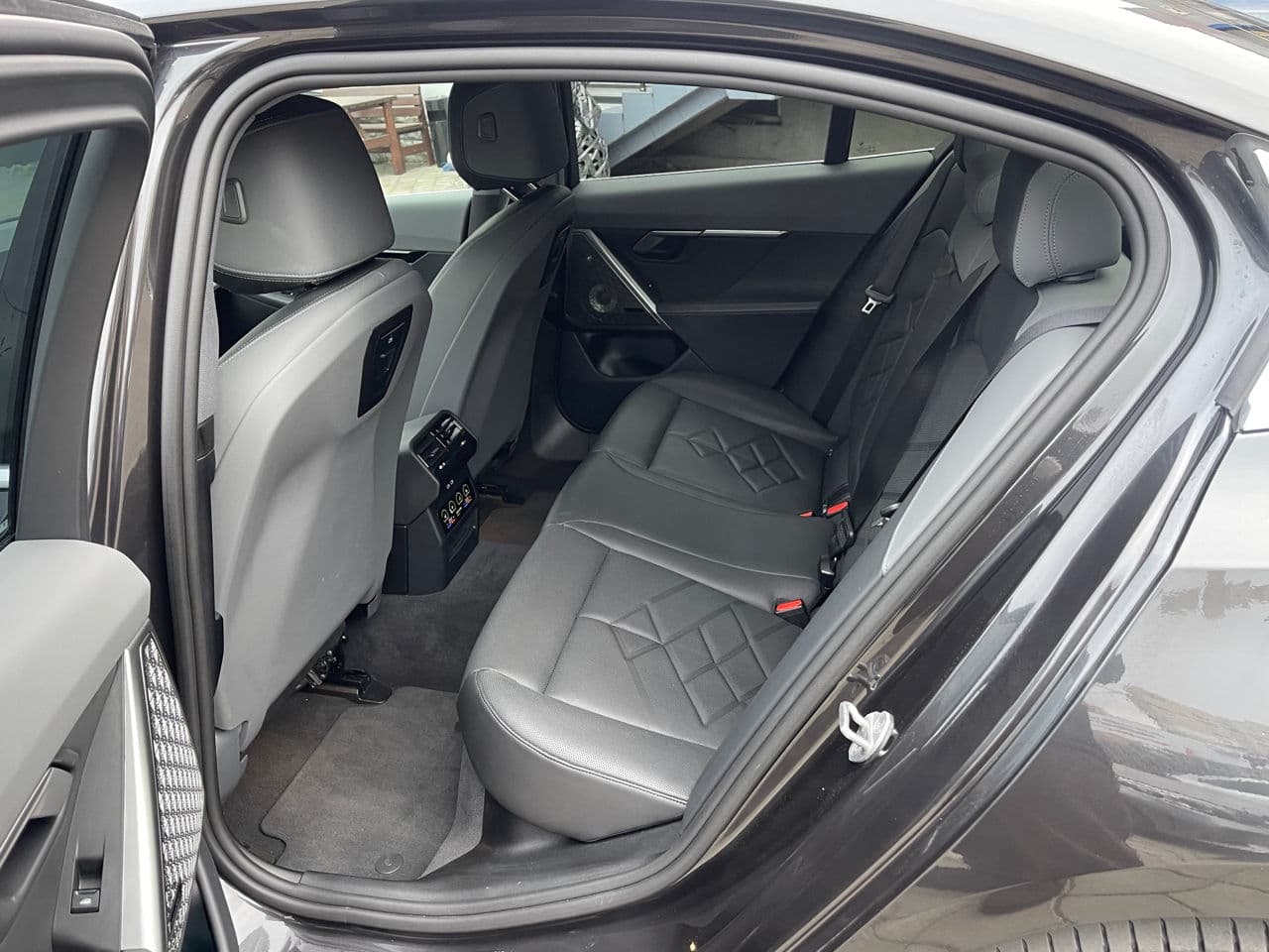BMW 530e 2024 — Миниатюра 20