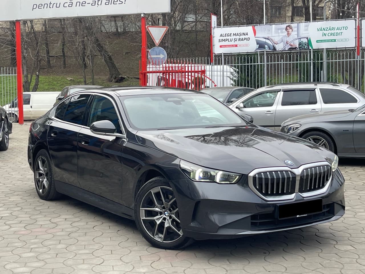 BMW 530e 2024 — Миниатюра 4