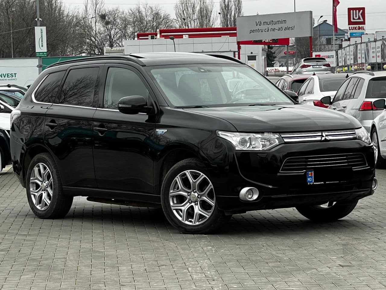 2014 Mitsubishi Outlander — Miniatură 2