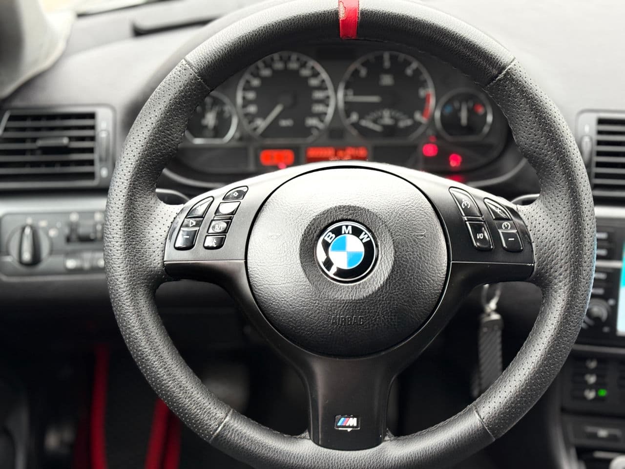 BMW 320 2004 — Миниатюра 8