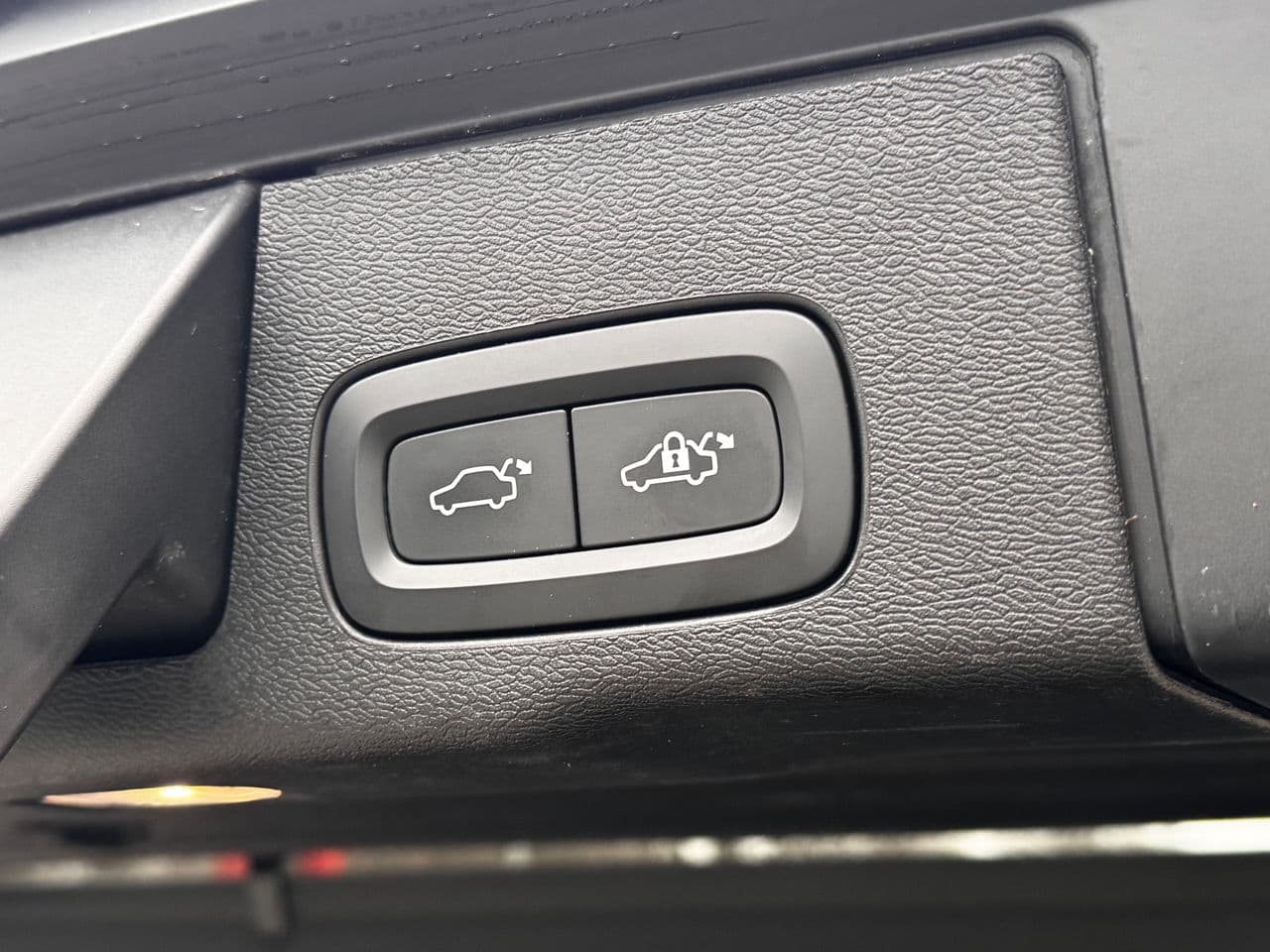 Volvo XC 60 2022 — Миниатюра 19