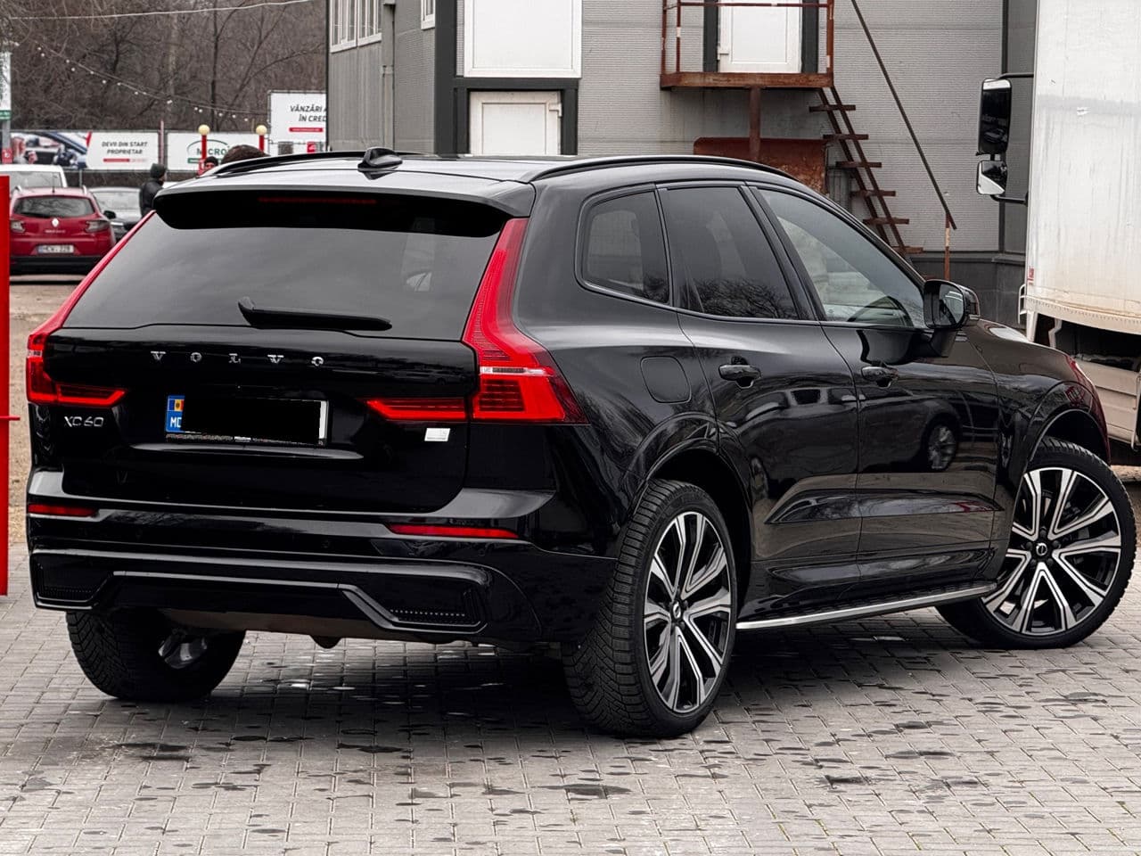 Volvo XC 60 2022 — Миниатюра 2