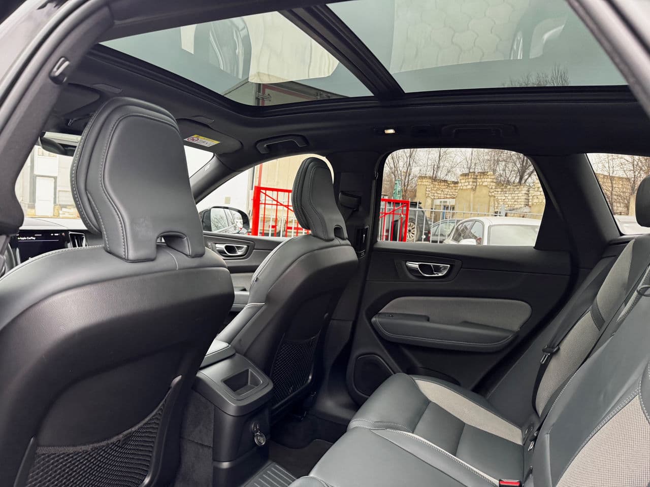 Volvo XC 60 2022 — Миниатюра 12