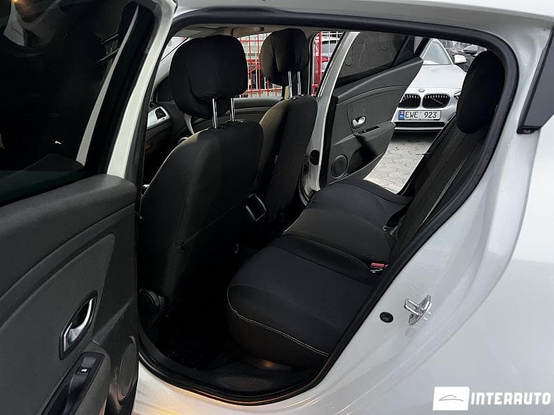 Renault Megane 2009 — Миниатюра 8