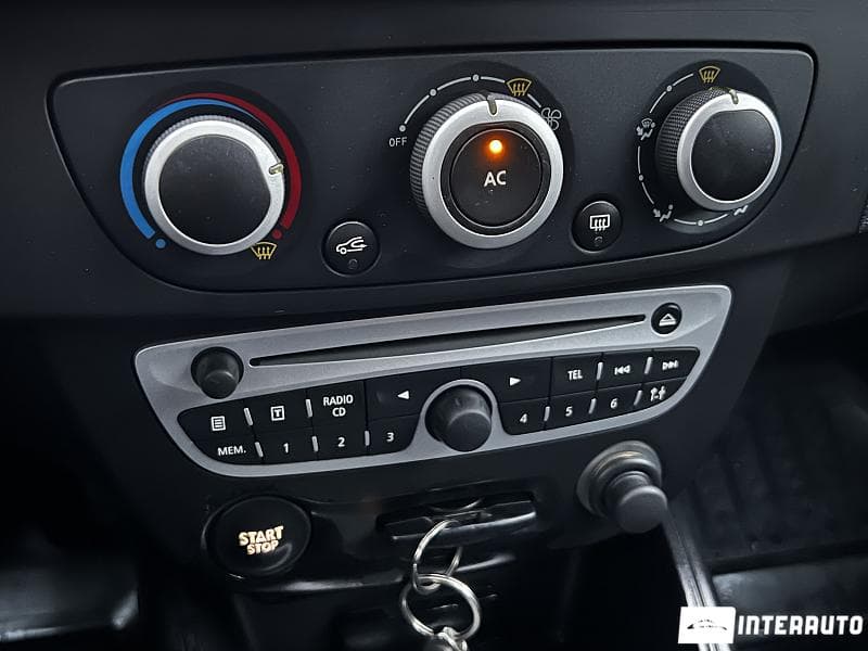 Renault Megane 2009 — Миниатюра 13