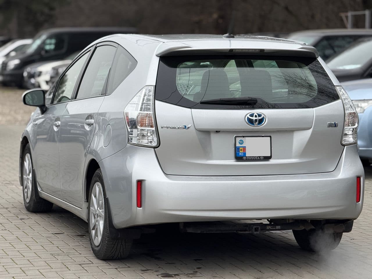 Toyota Prius Plus / V 2012 — Миниатюра 4
