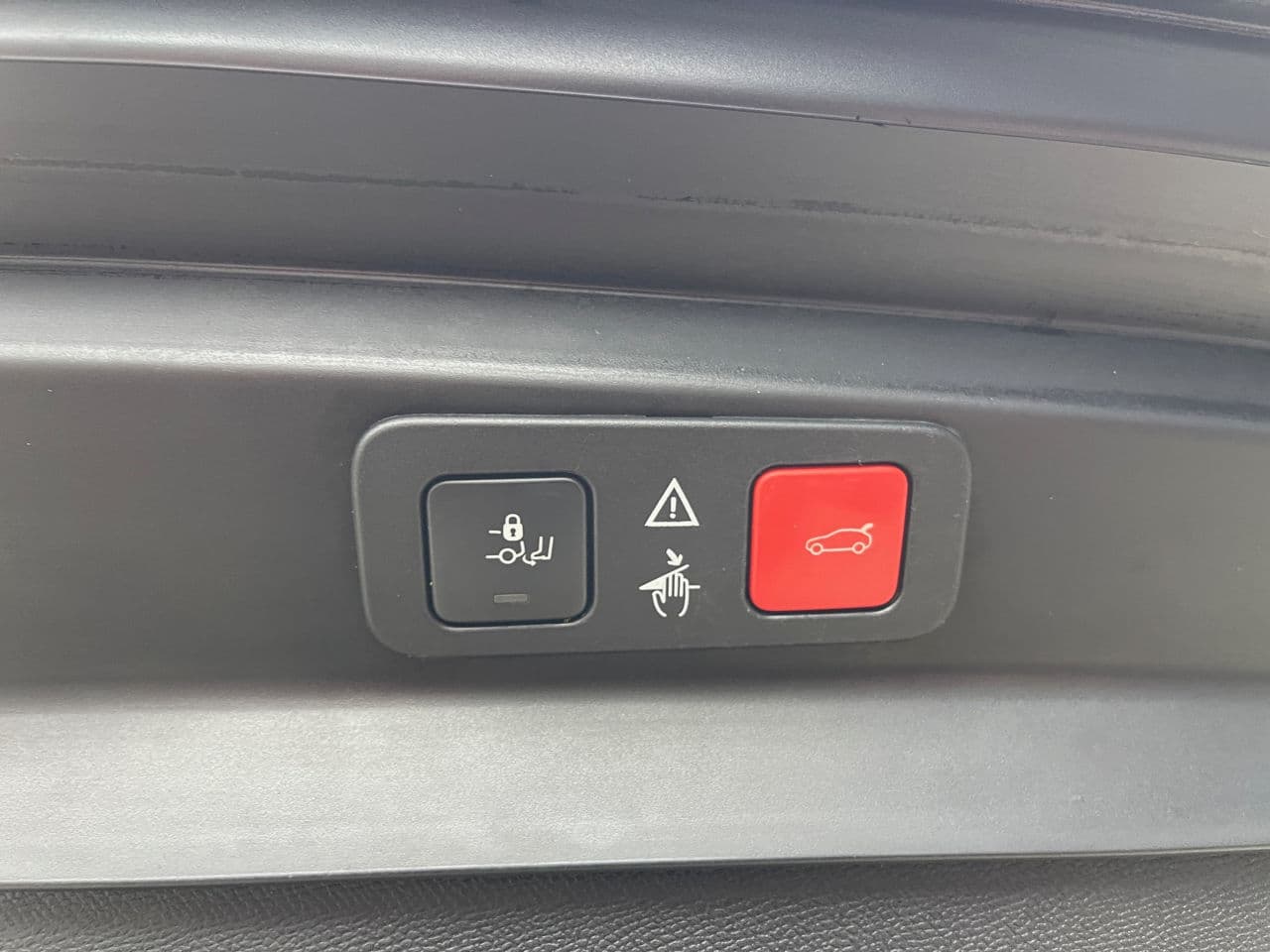 Peugeot 5008 2019 — Миниатюра 9