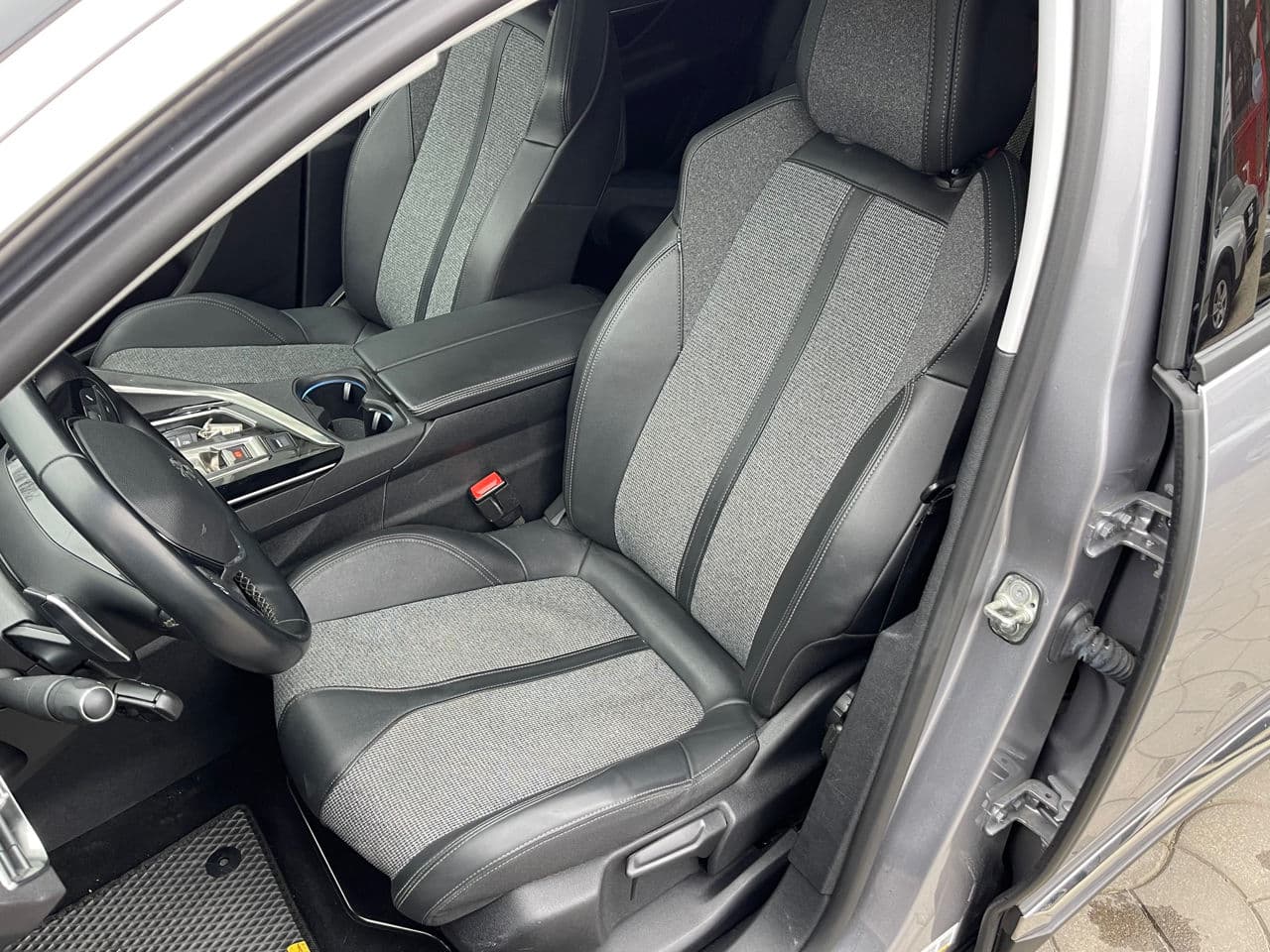 Peugeot 5008 2019 — Миниатюра 16