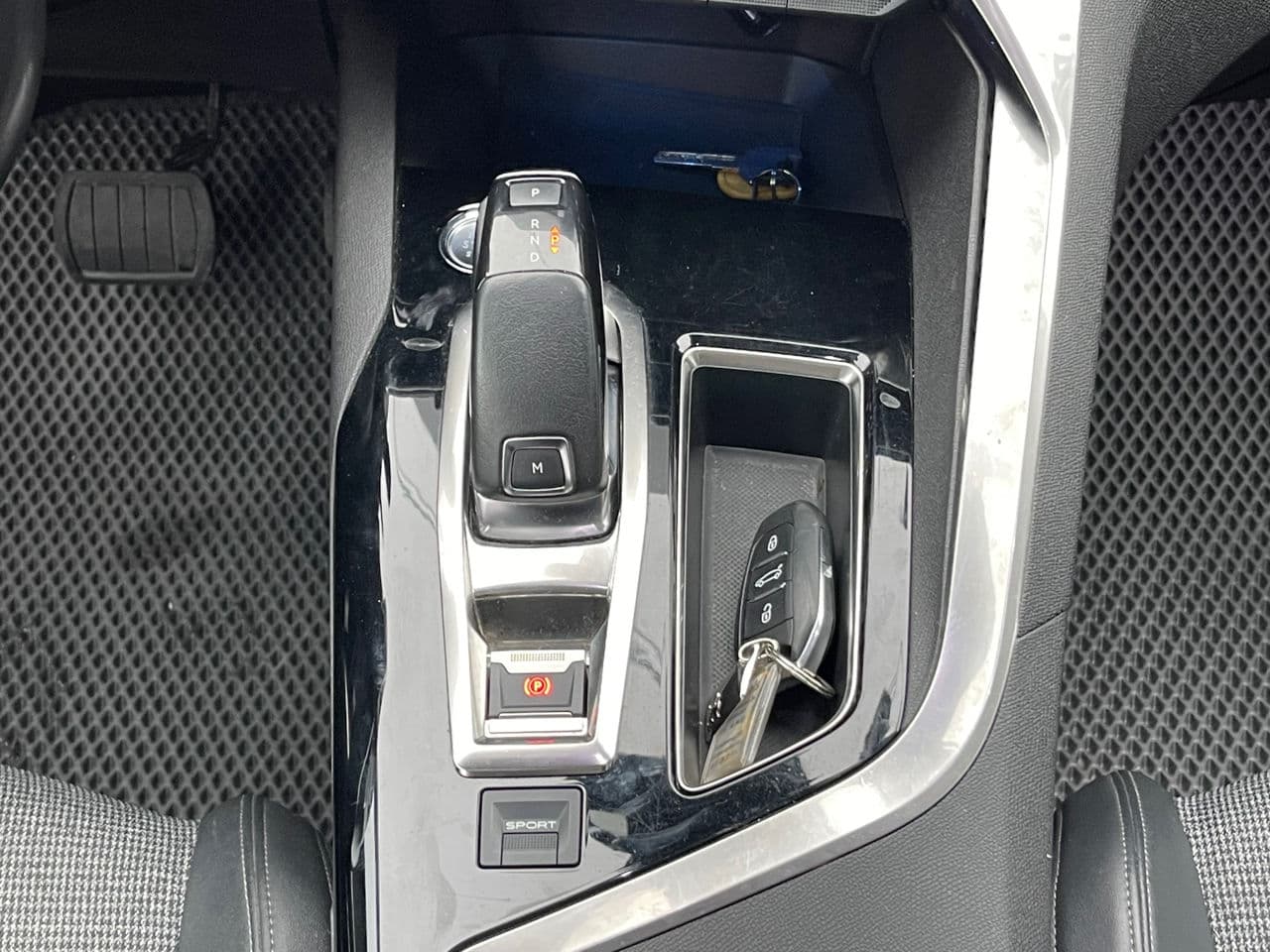 Peugeot 5008 2019 — Миниатюра 15