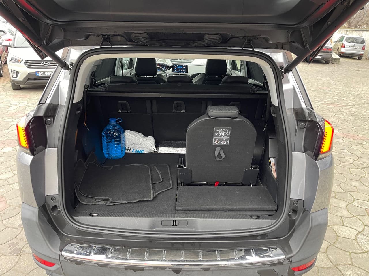 Peugeot 5008 2019 — Миниатюра 8
