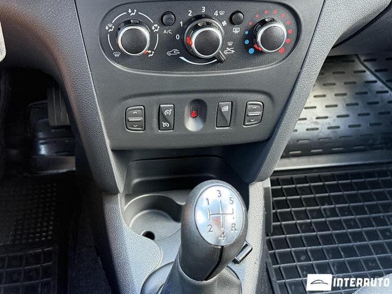 Dacia Sandero Stepway 2019 — Миниатюра 13