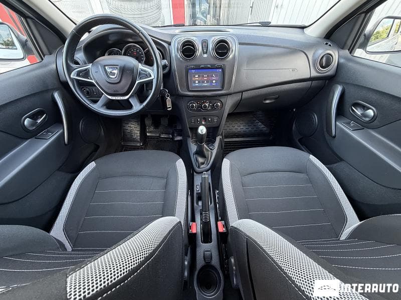 Dacia Sandero Stepway 2019 — Миниатюра 8