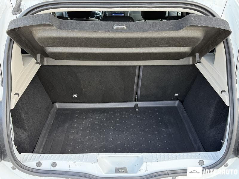 Dacia Sandero Stepway 2019 — Миниатюра 17