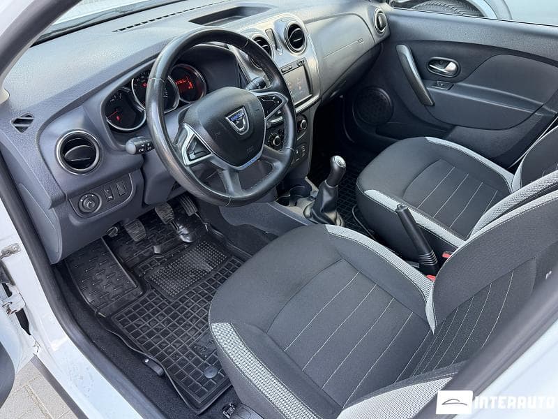 Dacia Sandero Stepway 2019 — Миниатюра 5