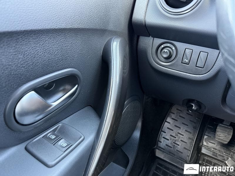 Dacia Sandero Stepway 2019 — Миниатюра 6