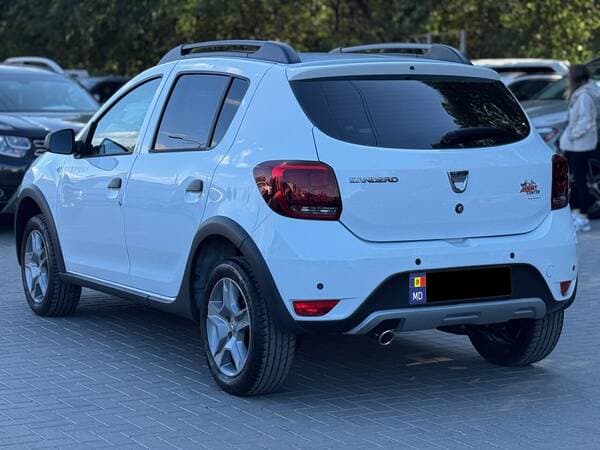 2019 Dacia Sandero Stepway — Miniatură 3