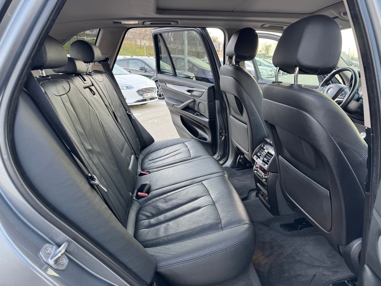 BMW X5 4.0e 2016 — Миниатюра 14