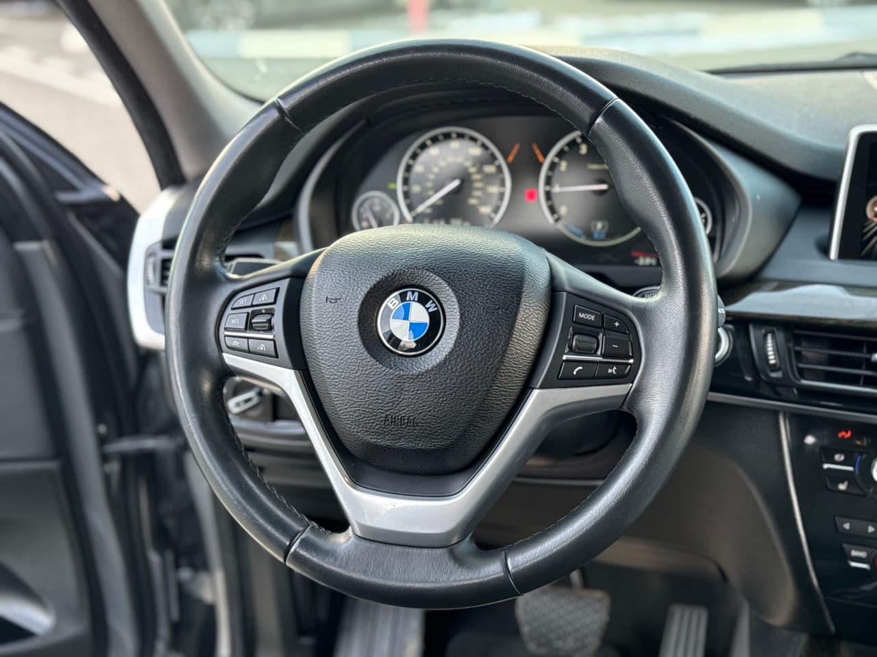 BMW X5 4.0e 2016 — Миниатюра 7