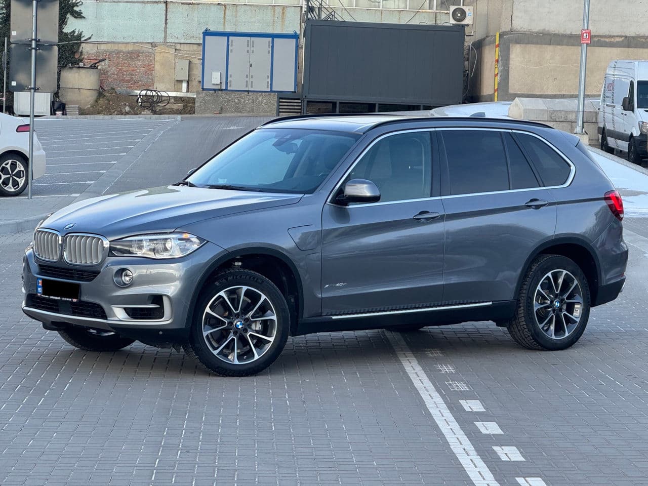 BMW X5 4.0e 2016 — Миниатюра 2