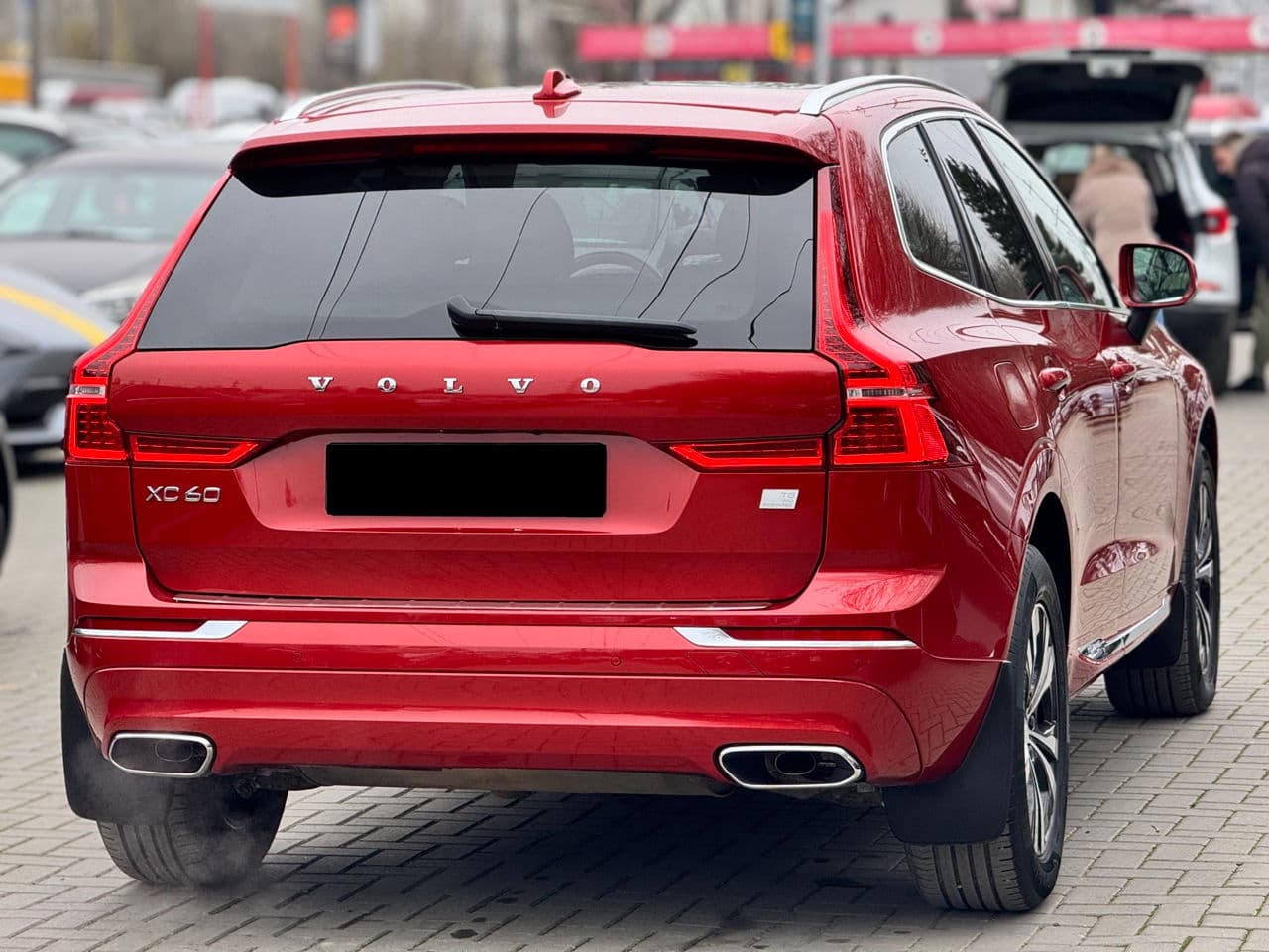2020 Volvo XC 60 — Miniatură 4