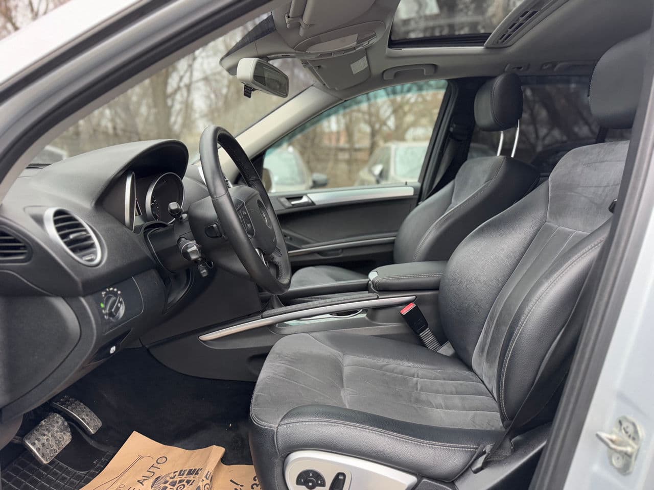 2008 Mercedes ML 320 — Miniatură 8