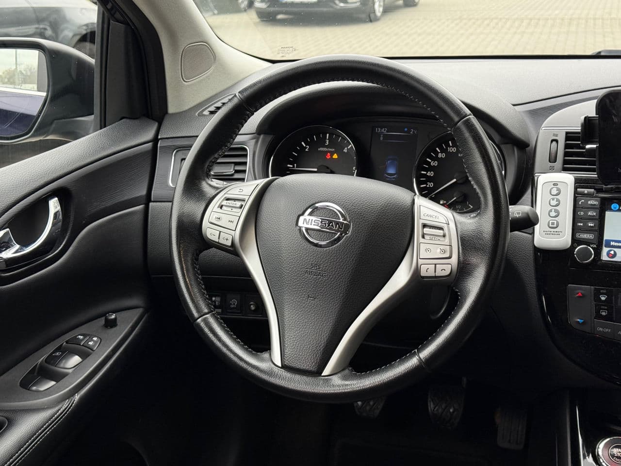 Nissan Pulsar 2014 — Миниатюра 9