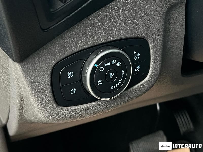 Ford Tourneo Connect 2019 — Миниатюра 7
