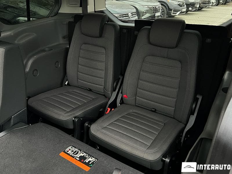 Ford Tourneo Connect 2019 — Миниатюра 20