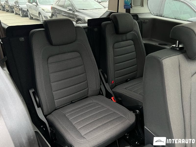 Ford Tourneo Connect 2019 — Миниатюра 18