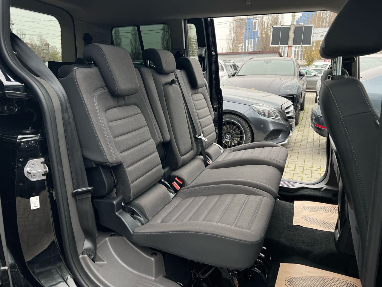 Ford Tourneo Connect 2019 — Миниатюра 17