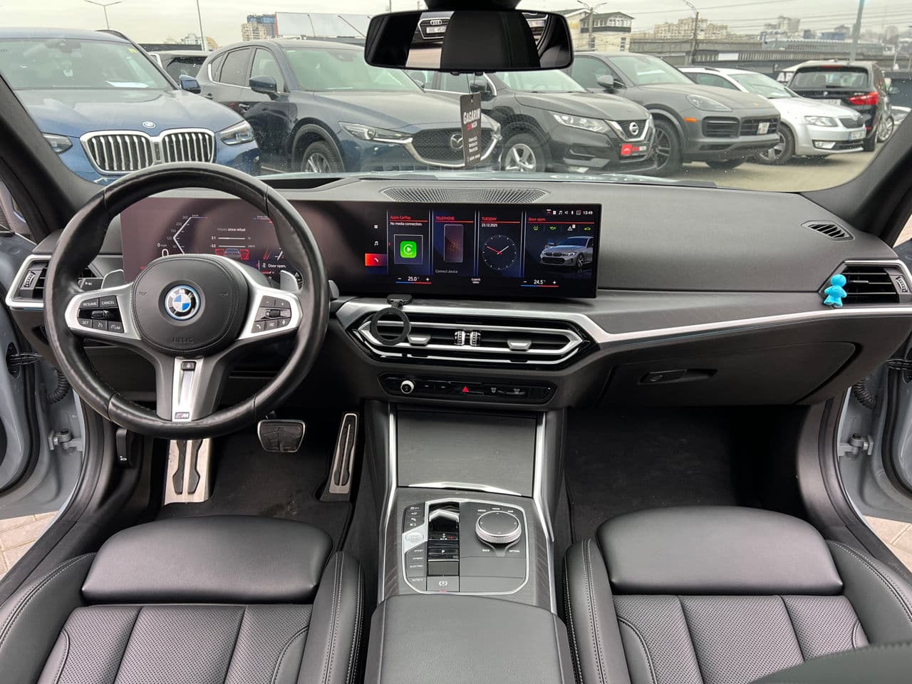 BMW 330E 2023 — Миниатюра 6