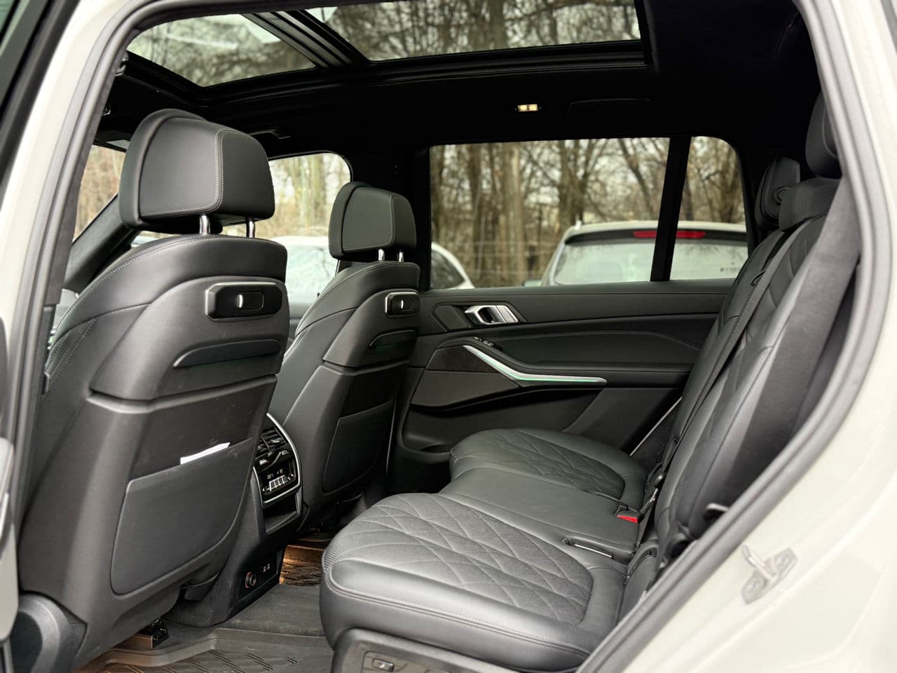 2022 BMW X7 4.0i — Miniatură 17