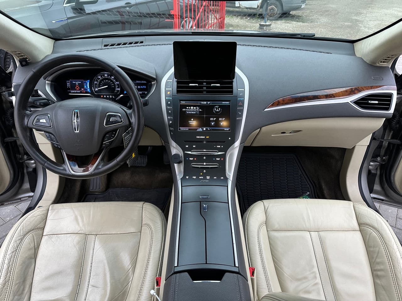 Lincoln MKZ 2015 — Миниатюра 10