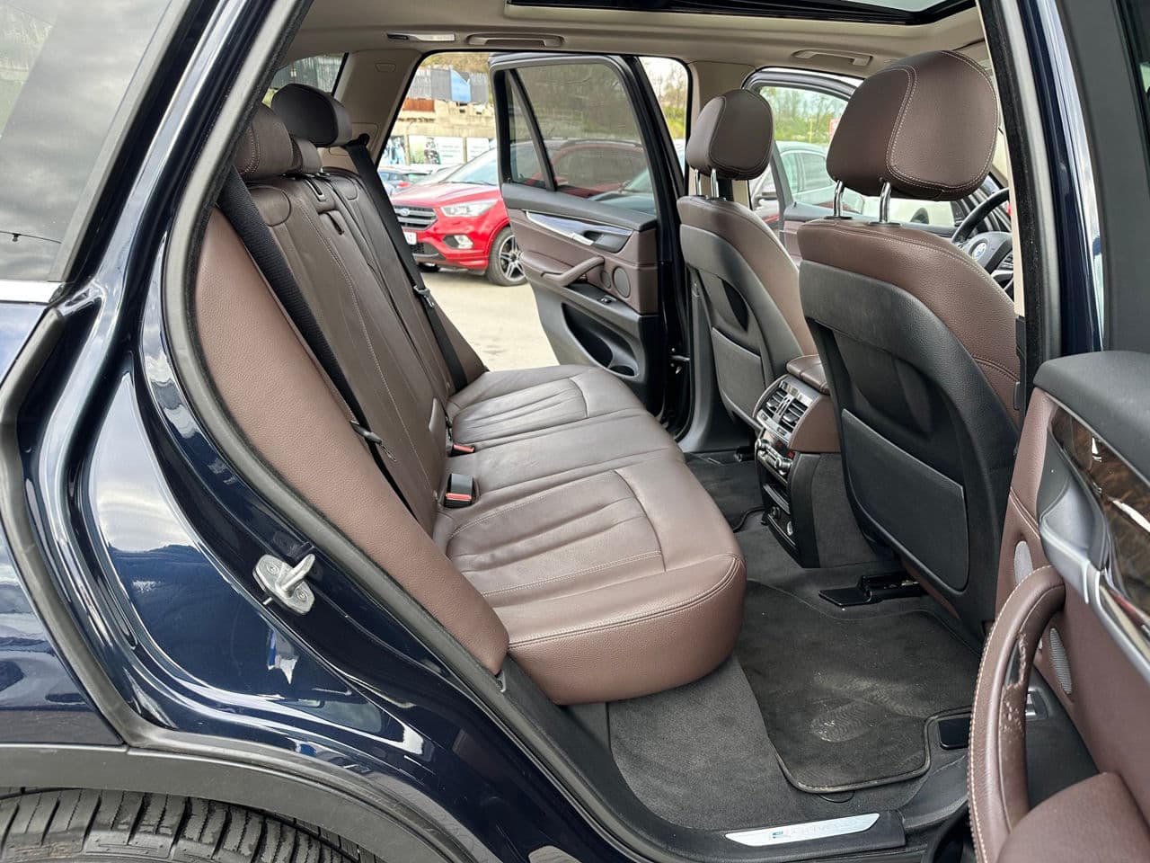 BMW X5 4.0e 2016 — Миниатюра 16