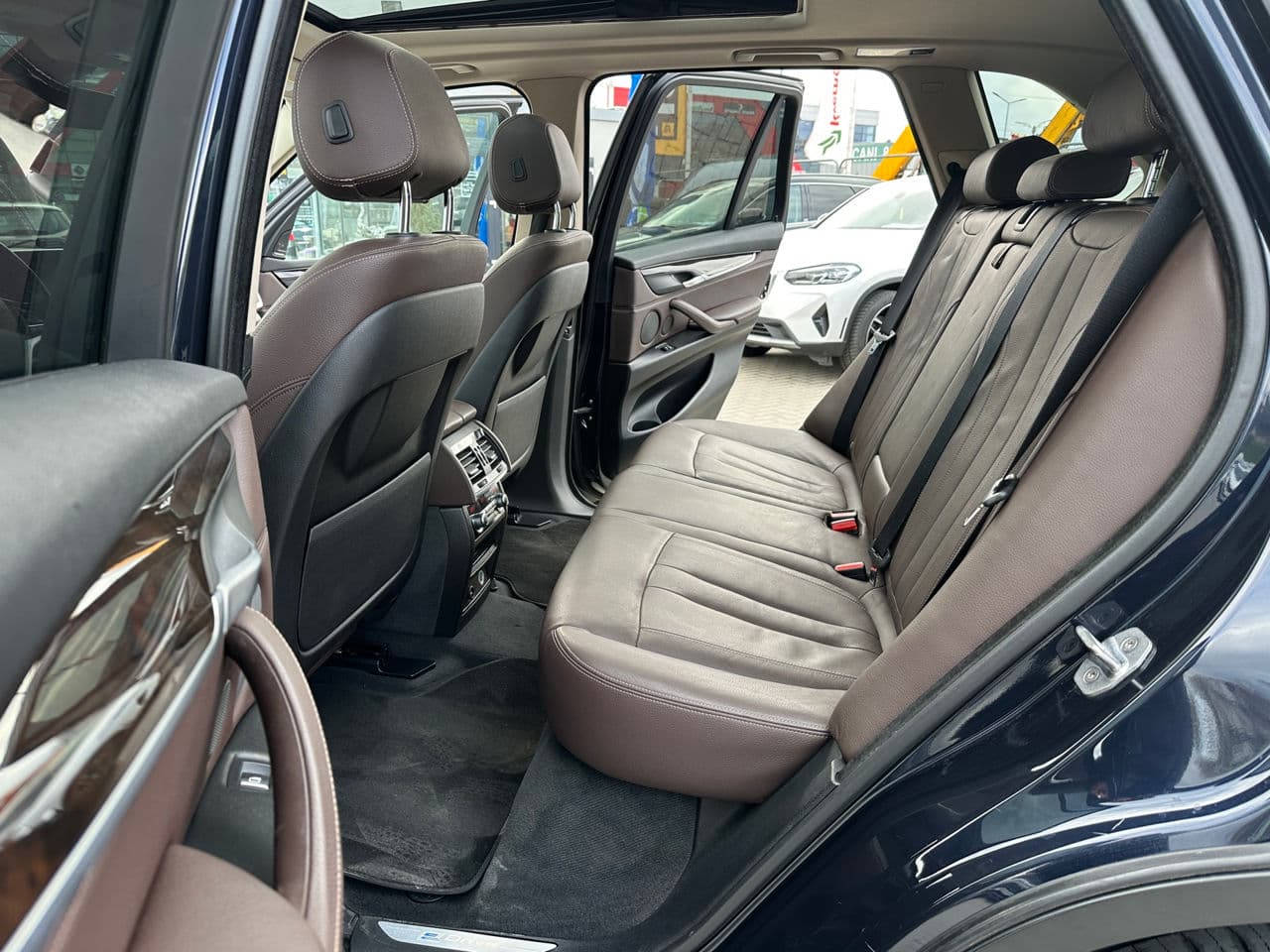 BMW X5 4.0e 2016 — Миниатюра 14