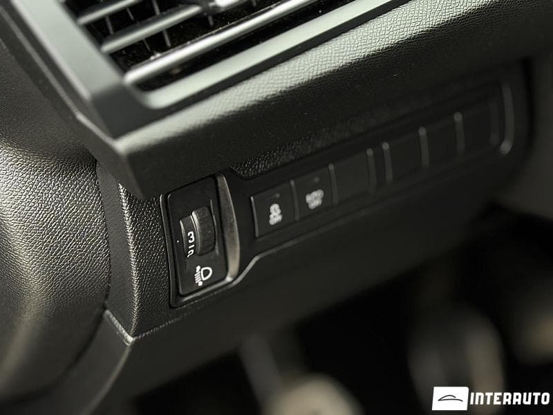 Peugeot 308 2016 — Миниатюра 9