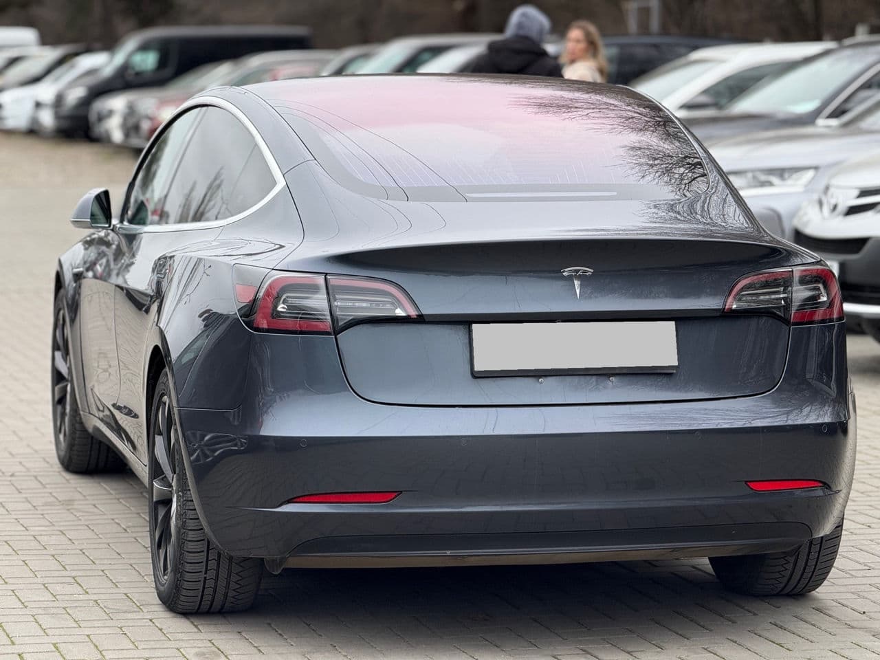 Tesla Model 3 2018 — Миниатюра 4