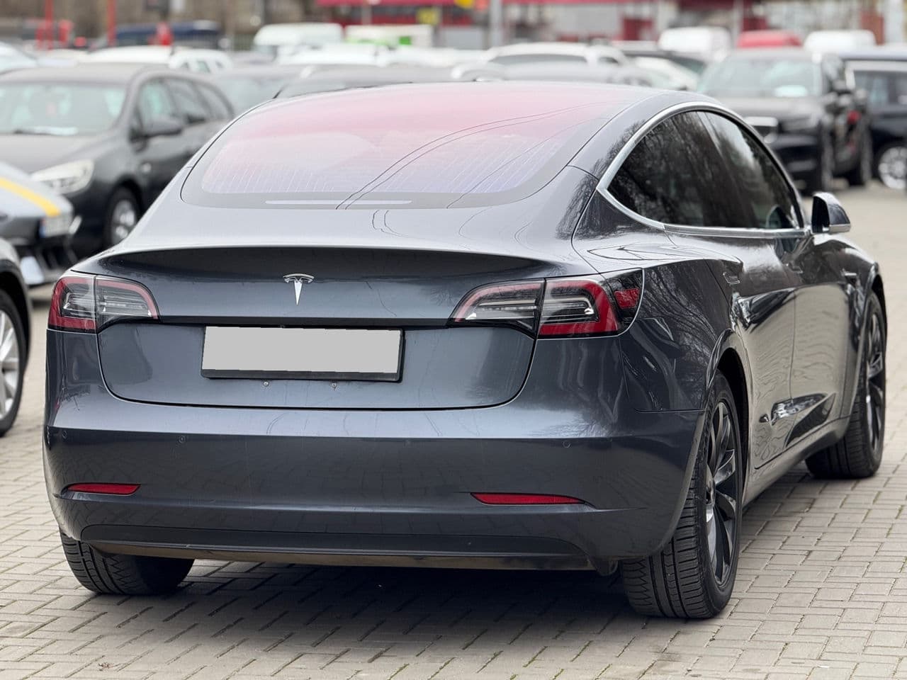 Tesla Model 3 2018 — Миниатюра 2