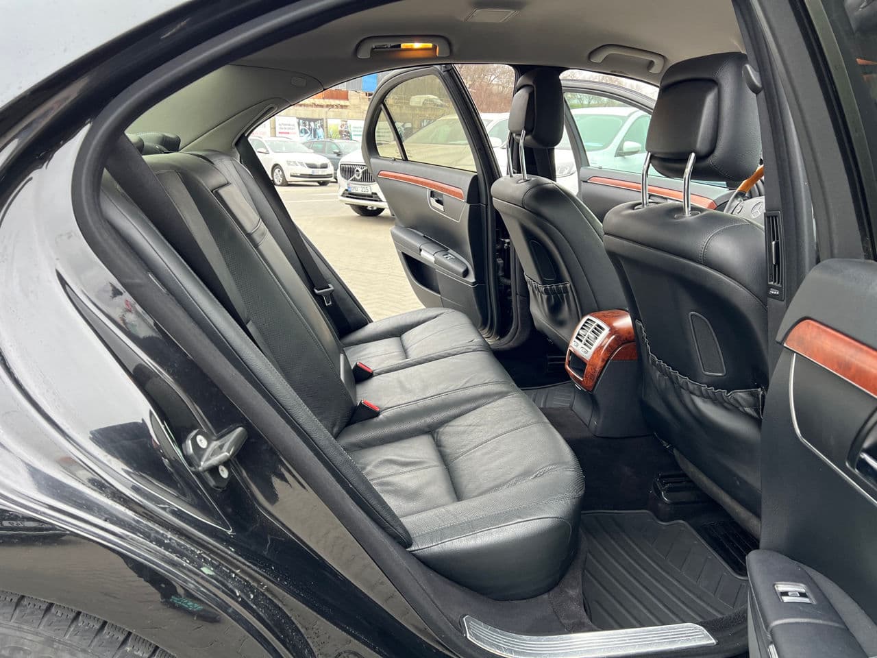 Mercedes S 320 2008 — Миниатюра 14
