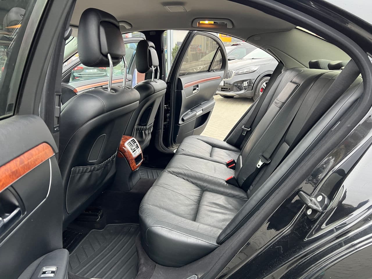 Mercedes S 320 2008 — Миниатюра 13