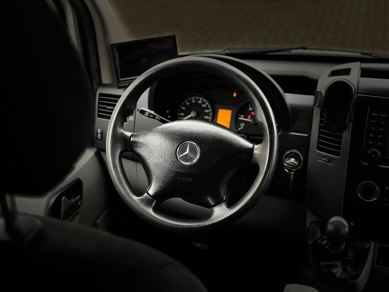 Mercedes Sprinter 2016 — Миниатюра 7